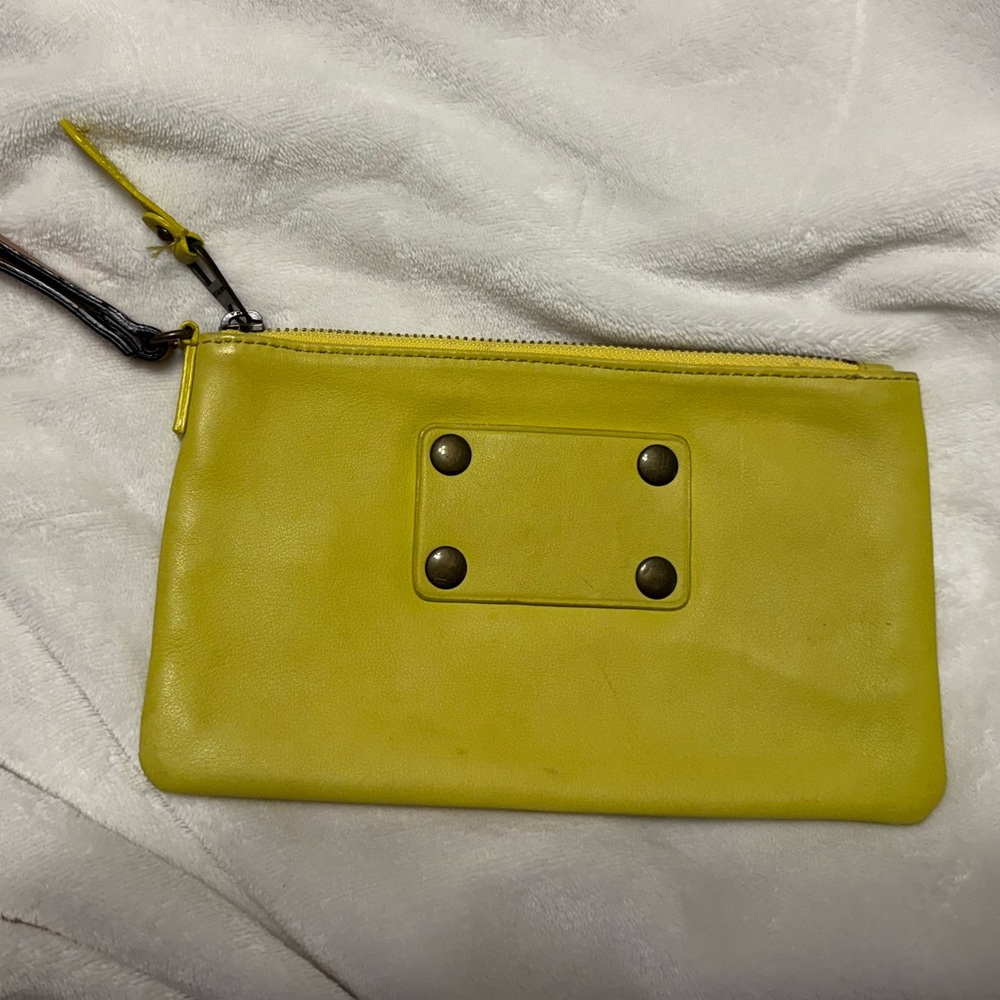 🌟💛Yellow Leather Clutch